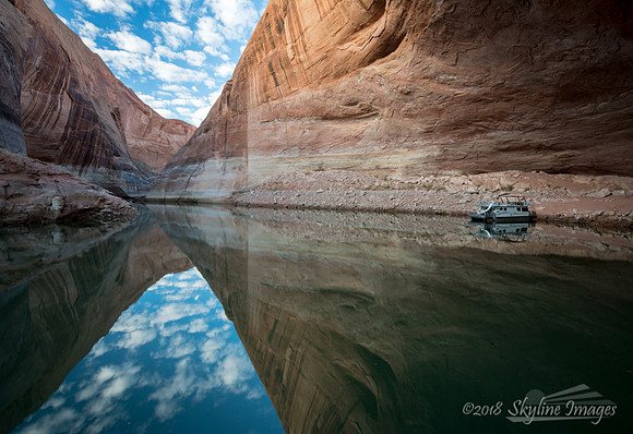 Lake Powell; Glen Canyon National Recreation Area.  Arizona/Utah